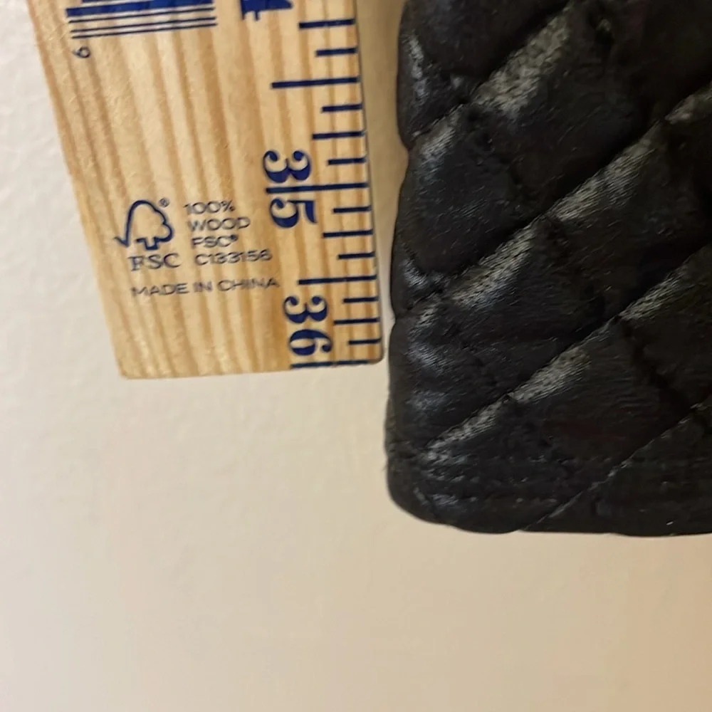 Spanx Black Quilted Faux Leather Leggings Size Medium